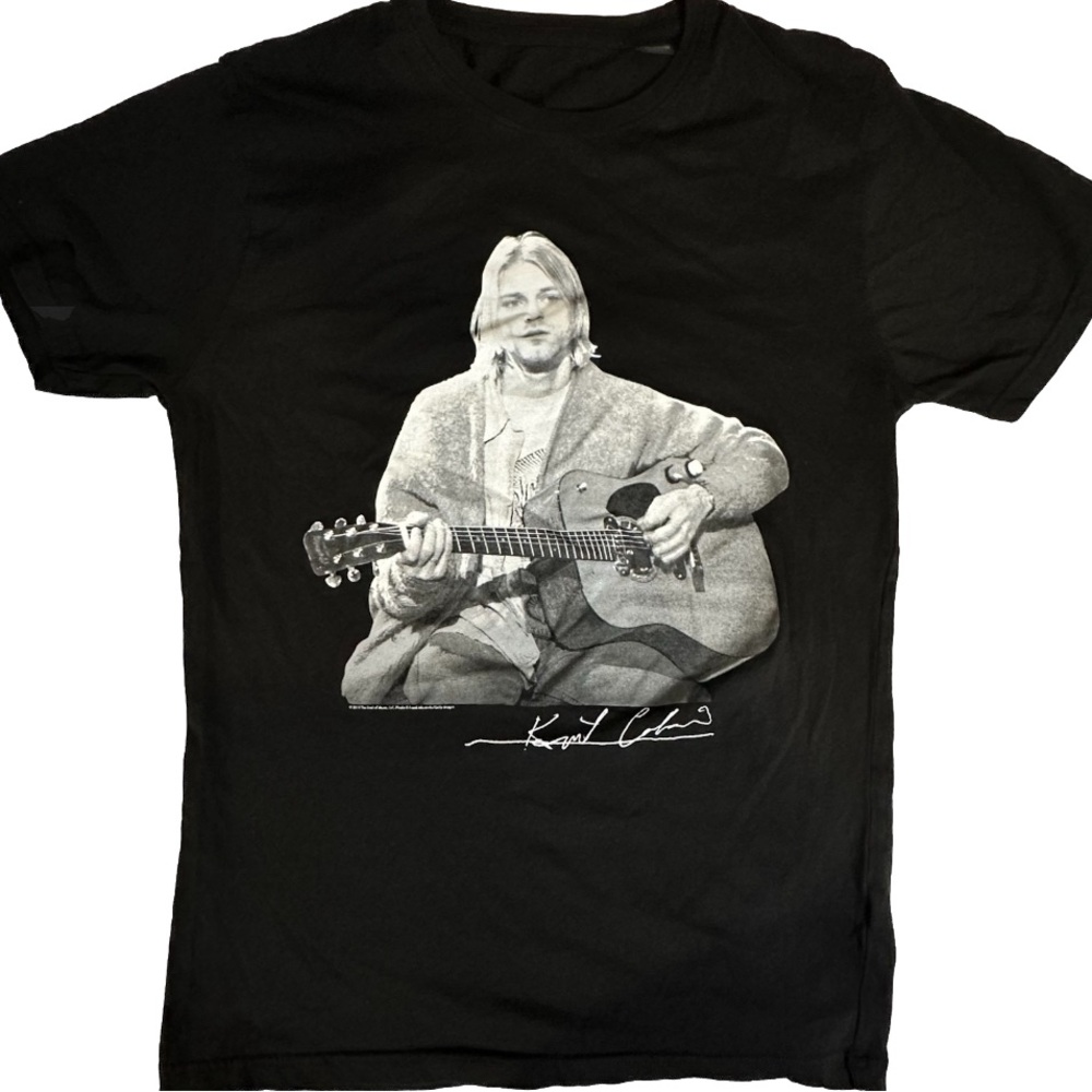 Kurt Cobain Unplugged Live‎ W/ Guitar Signature Black T-shirt Size Small